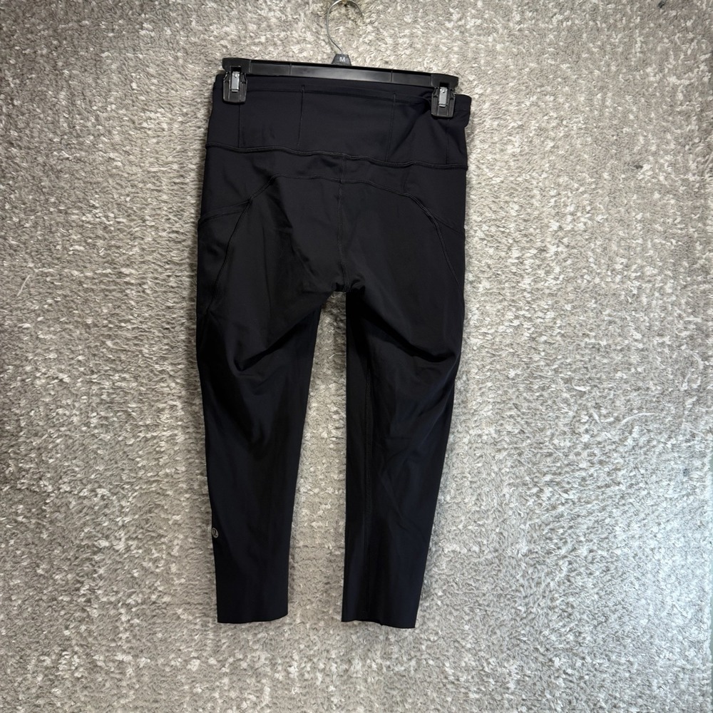 Lululemon Women Fast Free Crop II size 6 Nulux Black Reflective Sporty Training
